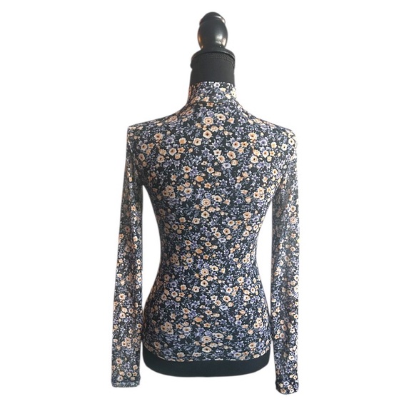 Floral Long Sleeve Mesh Top🌸💐 - Picture 4 of 11